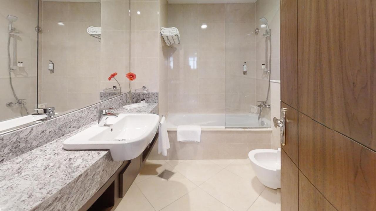 Suha Park Hotel Apartments, Waterfront Jaddaf 두바이 외부 사진